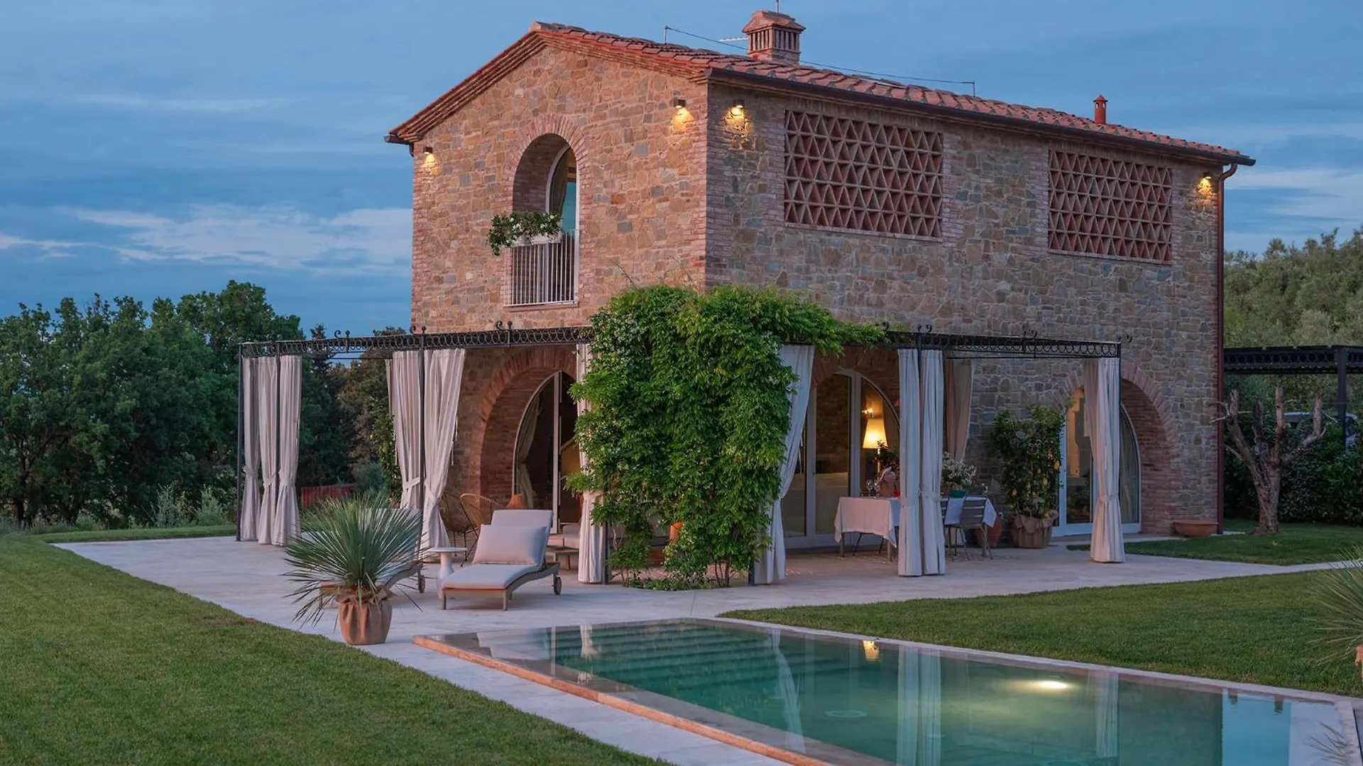 Luxury Villa Le Rondini Peccioli Ιταλία