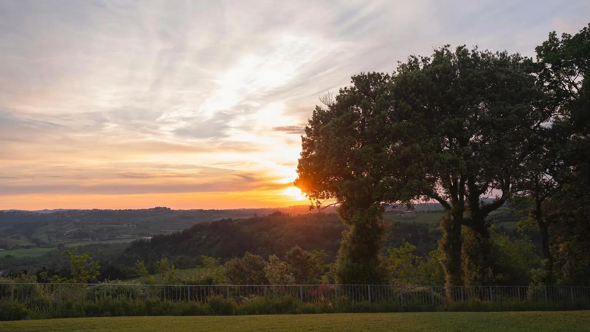 Luxury Villa Le Rondini Peccioli 0*,